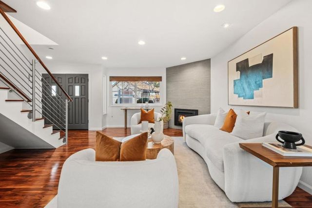 1031 Las Palmas Drive, Santa Clara, CA 95051