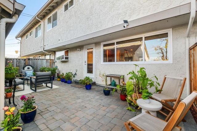 1031 Las Palmas Drive, Santa Clara, CA 95051