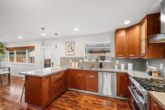 1031 Las Palmas Drive, Santa Clara, CA 95051