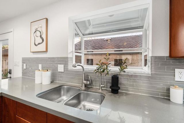 1031 Las Palmas Drive, Santa Clara, CA 95051