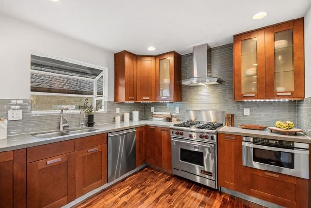 1031 Las Palmas Drive, Santa Clara, CA 95051