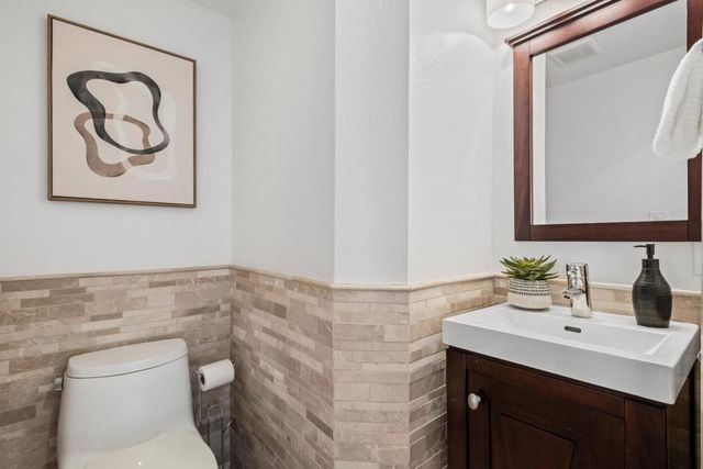 1031 Las Palmas Drive, Santa Clara, CA 95051