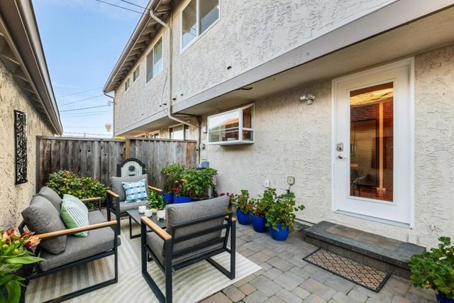 1031 Las Palmas Drive, Santa Clara, CA 95051