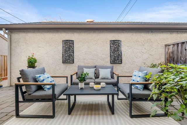 1031 Las Palmas Drive, Santa Clara, CA 95051