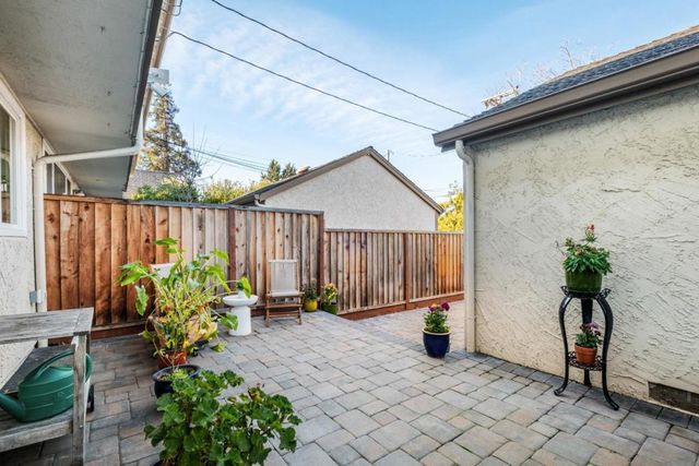 1031 Las Palmas Drive, Santa Clara, CA 95051