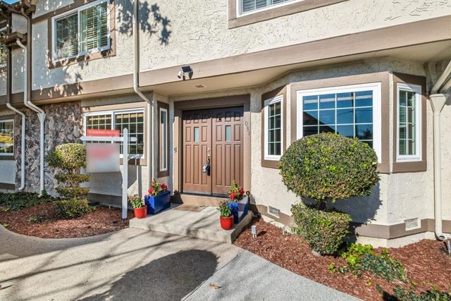 1031 Las Palmas Drive, Santa Clara, CA 95051