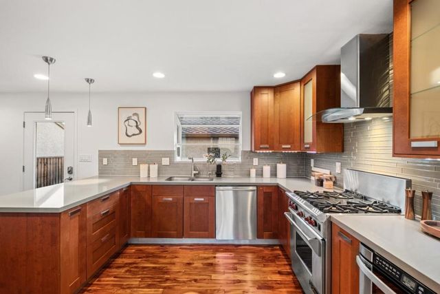 1031 Las Palmas Drive, Santa Clara, CA 95051