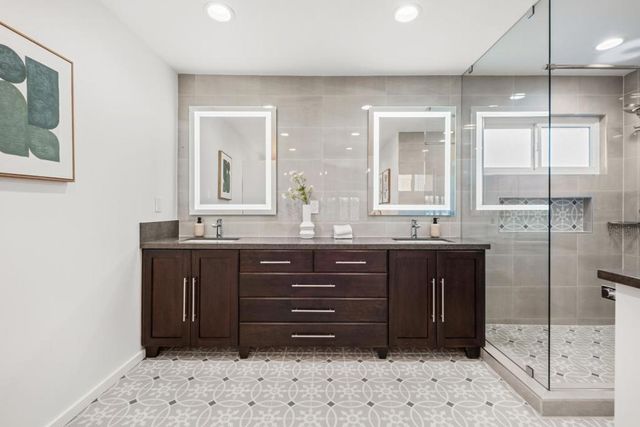 1031 Las Palmas Drive, Santa Clara, CA 95051