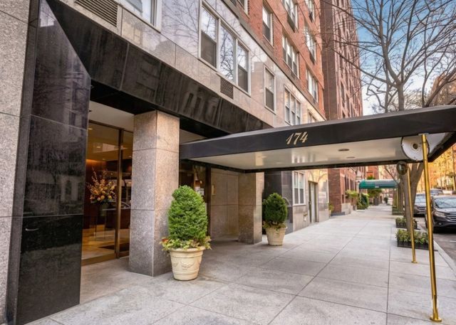 174 E 74th St Apt 14C, New York City, NY 10021