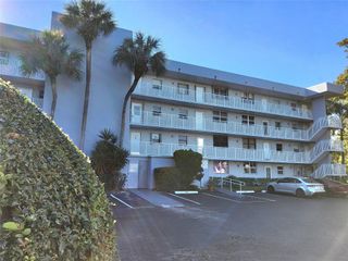 112 Royal Park Drive 4F, Oakland Park, FL 33309
