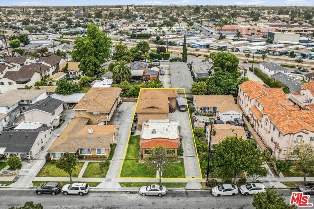 9527 Los Angeles Street, Bellflower, CA 90706