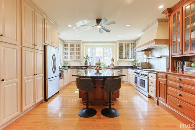 1708 Wayne Street, South Bend, IN 46615