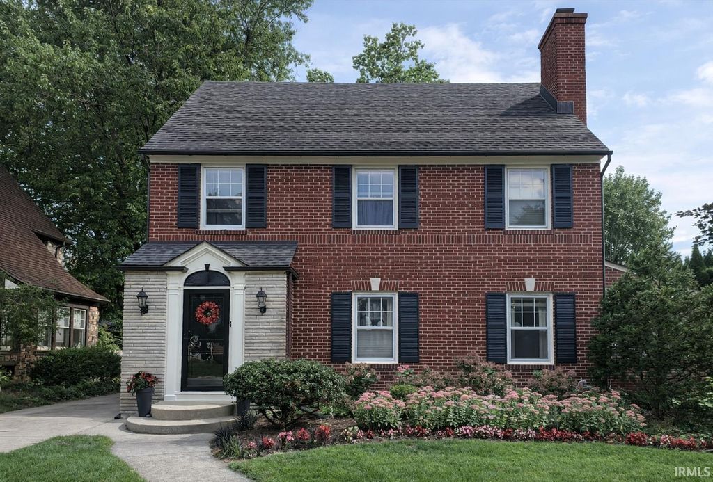 1708 Wayne Street, South Bend, IN 46615