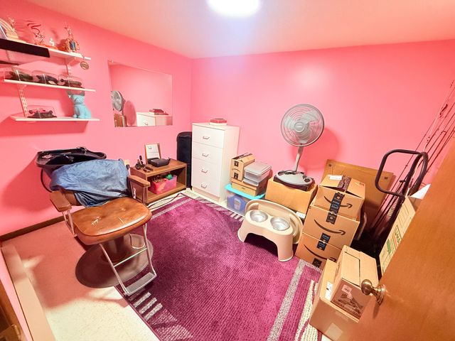 2055 English Street, Maplewood, MN 55109