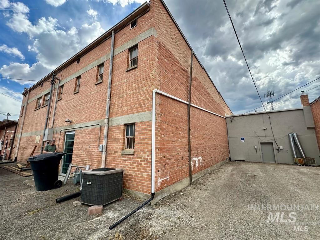 430 Main St., Gooding, ID 83330 photo 2