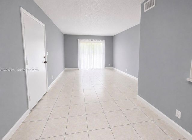 1798 Abbey Rd 107, West Palm Beach, FL 33415