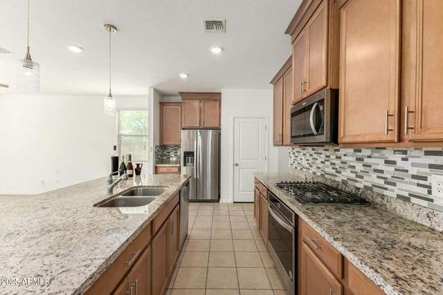 14161 W VOLTAIRE Street, Surprise, AZ 85379