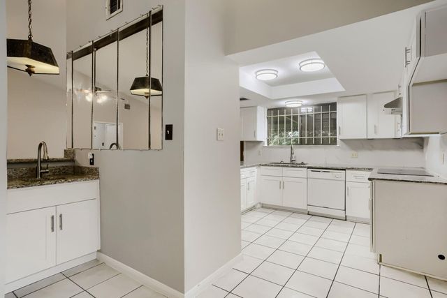 10103 Inwood Shadows Street, Houston, TX 77088