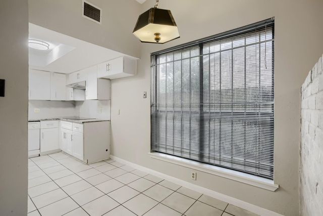 10103 Inwood Shadows Street, Houston, TX 77088