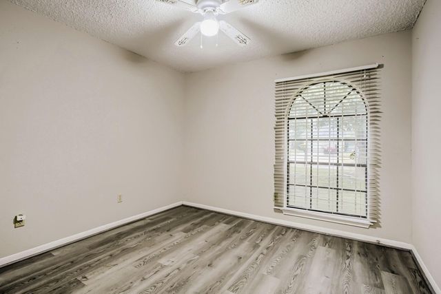 10103 Inwood Shadows Street, Houston, TX 77088