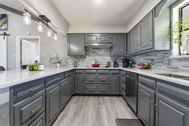 4017 Fairway Drive, Granbury, TX 76049