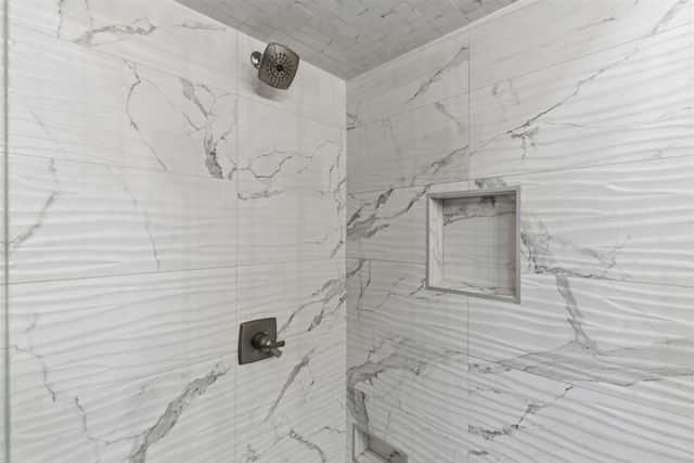 4017 Fairway Drive, Granbury, TX 76049