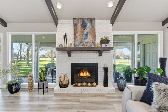 4017 Fairway Drive, Granbury, TX 76049