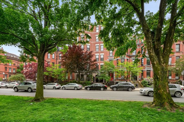 290 Commonwealth Ave 9, Boston, MA 02115