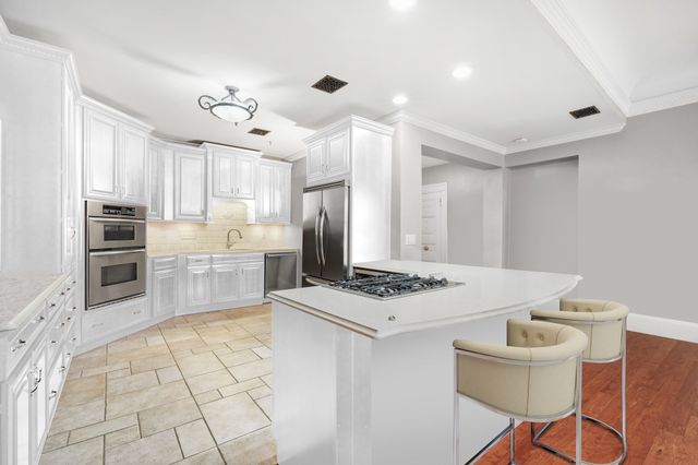290 Commonwealth Ave 9, Boston, MA 02115