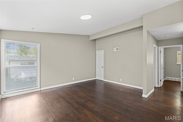 1105 Apache Drive, Florissant, MO 63033