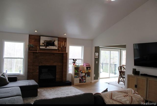3255 Burning Tree Lane, Attica, MI 48412