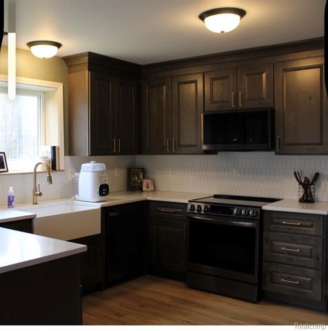 3255 Burning Tree Lane, Attica, MI 48412