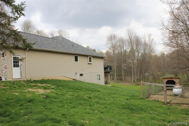 3255 Burning Tree Lane, Attica, MI 48412