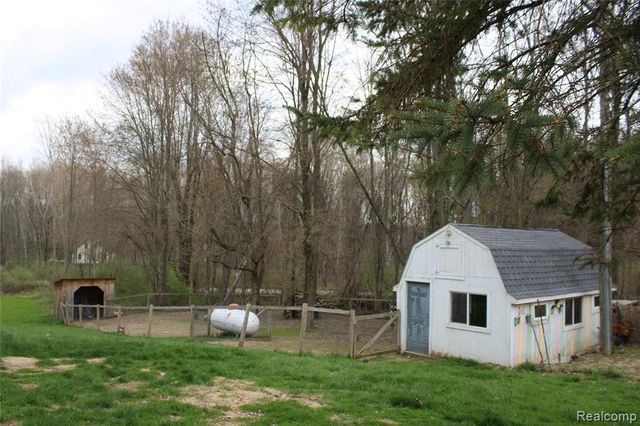 3255 Burning Tree Lane, Attica, MI 48412