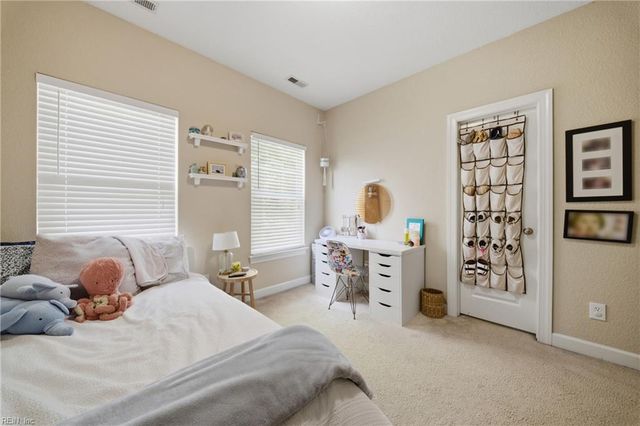 1916 Orangewood RD, Chesapeake, VA 23323