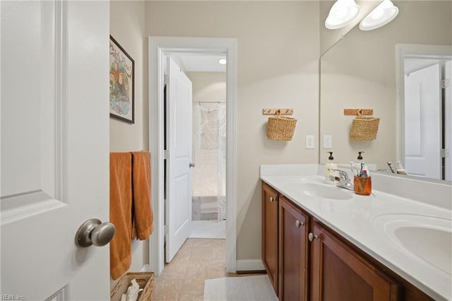 1916 Orangewood RD, Chesapeake, VA 23323