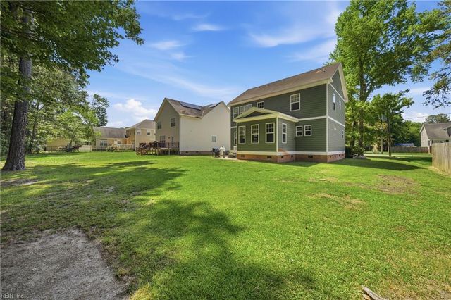1916 Orangewood RD, Chesapeake, VA 23323
