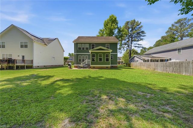 1916 Orangewood RD, Chesapeake, VA 23323