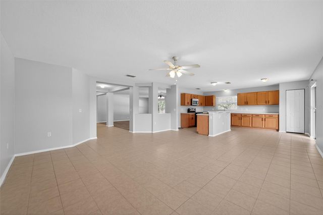 2832 BREEZY MEADOW ROAD, Apopka, FL 32712