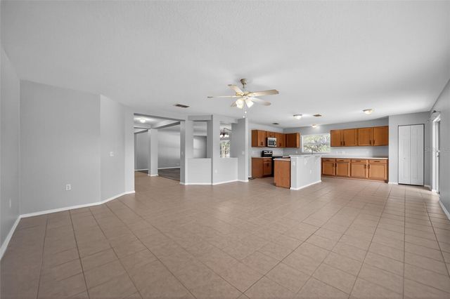2832 BREEZY MEADOW ROAD, Apopka, FL 32712