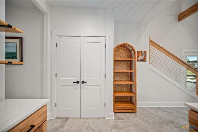 804 W Tyler Avenue, Port O Connor, TX 77982