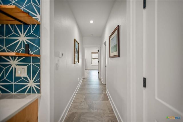 804 W Tyler Avenue, Port O Connor, TX 77982