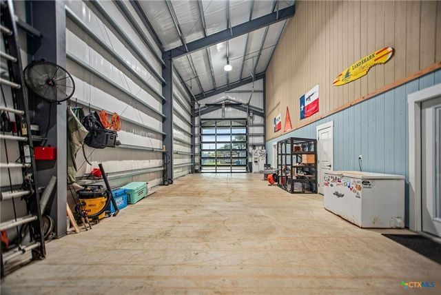 804 W Tyler Avenue, Port O Connor, TX 77982