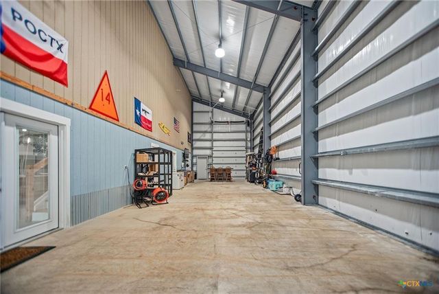 804 W Tyler Avenue, Port O Connor, TX 77982