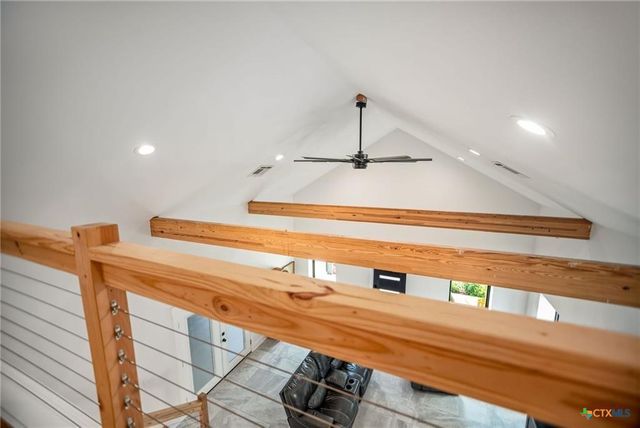 804 W Tyler Avenue, Port O Connor, TX 77982