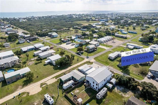 804 W Tyler Avenue, Port O Connor, TX 77982