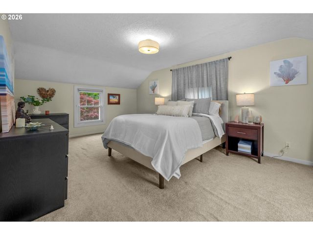 2724 Se 70TH Ave, Portland, OR 97206