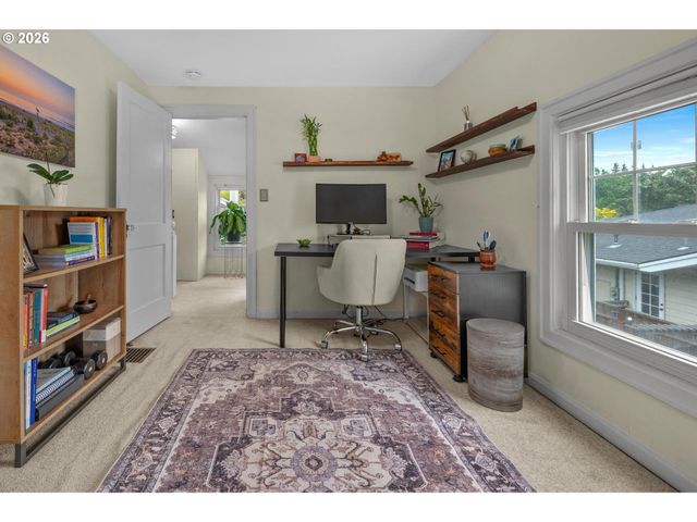 2724 Se 70TH Ave, Portland, OR 97206