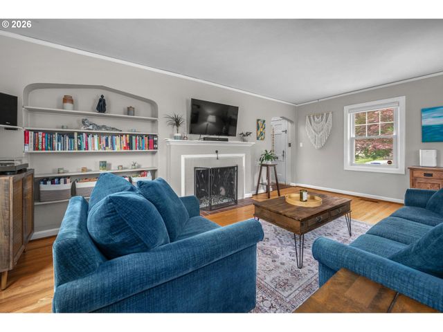 2724 Se 70TH Ave, Portland, OR 97206
