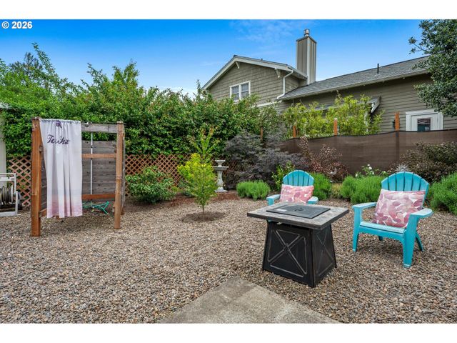 2724 Se 70TH Ave, Portland, OR 97206
